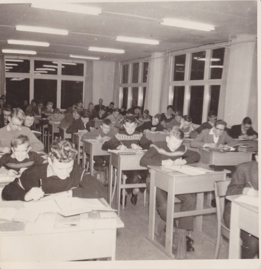 Februari 1959 - studiezaal in schoolgebouw Beresteyn