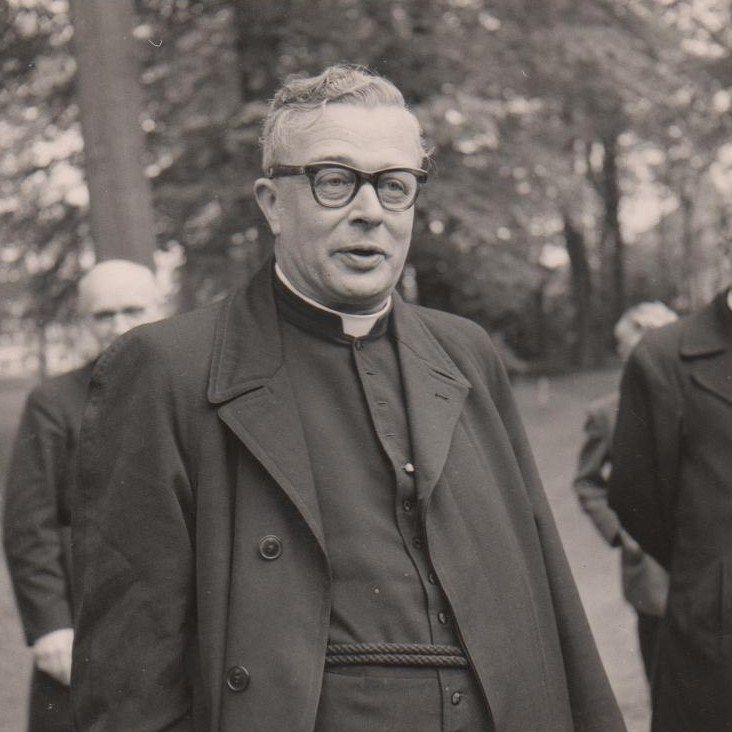 Dinsdag 20 mei 1958 bracht Pater Generaal der Montfortanen, K. Heiligers, een bezoek aan Beresteyn